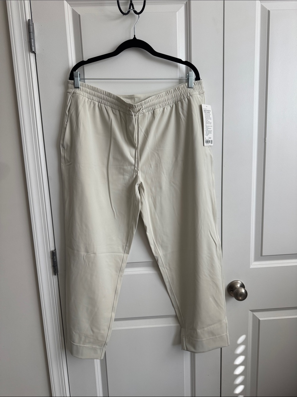 Women’s Cream Elastic-Waist Joggers with Drawstring